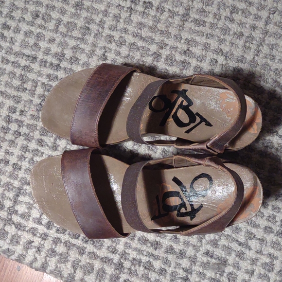 OTBT Wedge Sandals - Picture 7 of 13